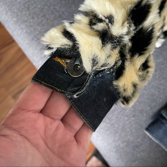 Gap Repurposed denim jacket with Faux Fur Check - Picture 5 of 11